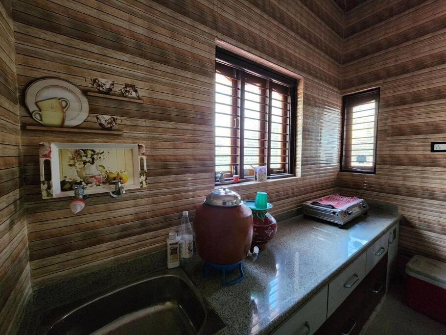 Farmhouse Close To Nature - Kesari Farm جاندي نجر المظهر الخارجي الصورة